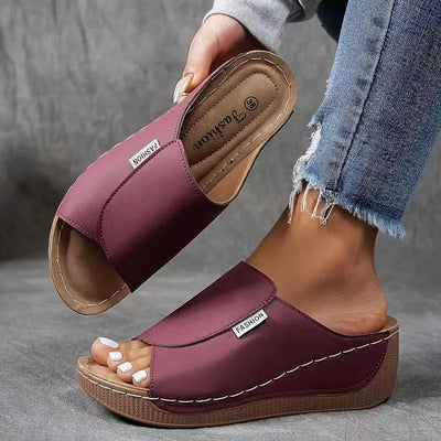 Jade - Comfortable Slides with Arch Support