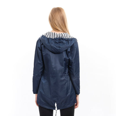 Sabrina - Elegant Raincoat for All Seasons